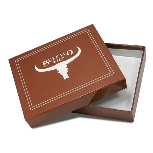 Portfel WILD BUFFALO w firmowym pudełku prezentowym / WILD BUFFALO wallet in branded gift box Eleganckie pudełko – idealny portfel męski na prezent / Elegant gift box – perfect men’s wallet gift